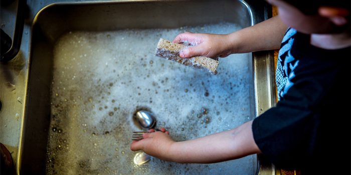 Psico Ayuda Infantil – Tareas del hogar para niños según edad Psico Ayuda Infantil - Tareas del hogar para niños según edad